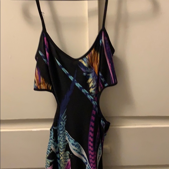 Dresses & Skirts - Cutout dress
